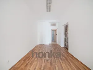 Prodej kanceláře, Praha - Nusle, Spytihněvova, 37 m2