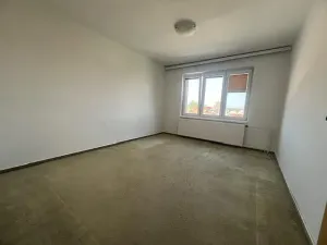 Pronájem bytu 3+1, Třeboň - Třeboň II, Daskabát, 90 m2