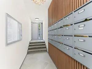 Pronájem bytu 1+kk, Praha - Břevnov, Pod Drinopolem, 41 m2