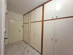 Pronájem bytu 2+1, Kroměříž, Velehradská, 54 m2