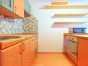Pronájem bytu 3+kk, Praha - Řepy, Skuteckého, 75 m2