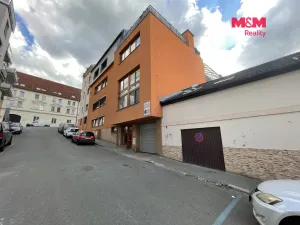 Prodej garážového stání, Praha - Košíře, Tůmova, 11 m2