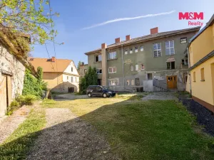 Prodej činžovního domu, Liběchov, nám. V. Levého, 1120 m2