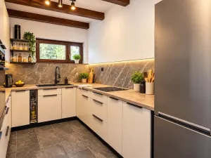 Prodej vícegeneračního domu, Dubí, Údolí, 450 m2