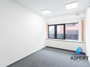 Pronájem kanceláře, Praha - Chodov, Líbalova, 26 m2