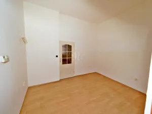 Prodej bytu 2+kk, Praha - Smíchov, Klicperova, 57 m2
