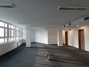 Pronájem kanceláře, Praha - Libeň, Podvinný mlýn, 249 m2