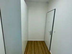 Pronájem bytu 1+kk, Praha - Kbely, Generála Bočka, 34 m2