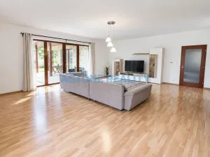 Pronájem rodinného domu, Trnová, 213 m2
