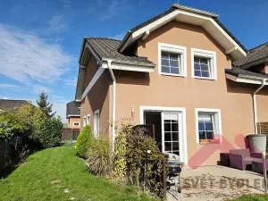 Pronájem rodinného domu, Větrušice, Skalní, 164 m2