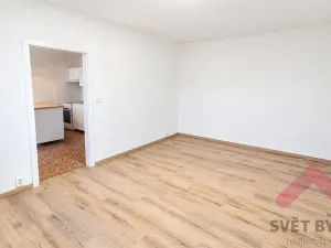 Pronájem bytu 1+1, Neratovice, Na Výsluní, 39 m2