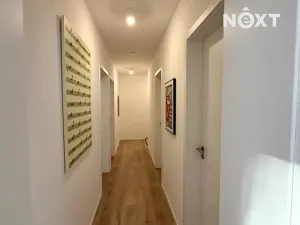 Prodej bytu 3+kk, Hluboká nad Vltavou, U Parku, 74 m2
