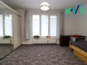 Pronájem bytu 2+kk, Karlovy Vary, Kryzánkova, 55 m2