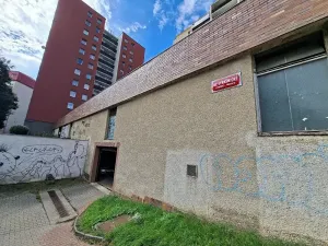 Pronájem garáže, Praha - Strašnice, 16 m2