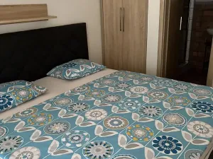 Prodej ubytování, Hradec Králové, Všehrdova, 260 m2