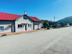 Prodej ubytování, Bouzov, 647 m2