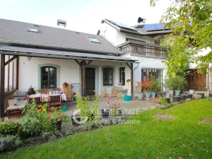 Prodej rodinného domu, Vinařice, 230 m2