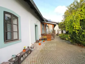 Prodej rodinného domu, Vinařice, 230 m2