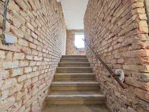 Prodej komerční nemovitosti, Chlumec nad Cidlinou, Klicperovo náměstí, 262 m2