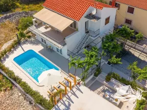 Prodej vily, Rogoznica, Chorvatsko, 120 m2