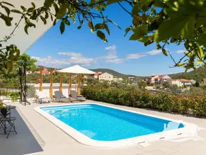 Prodej vily, Rogoznica, Chorvatsko, 120 m2