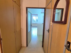 Pronájem bytu 1+kk, Tábor, Krakovská, 32 m2