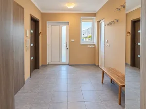 Pronájem rodinného domu, Praha - Letňany, Škarvadova, 170 m2