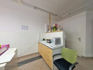 Pronájem kanceláře, Beroun, V Pražské bráně, 42 m2