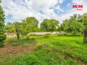 Prodej obchodního prostoru, Buštěhrad, Náměstí, 4516 m2