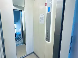 Prodej bytu 2+1, Karlovy Vary, Poděbradská, 56 m2