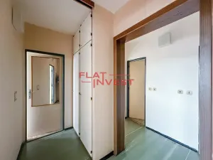 Prodej bytu 3+1, Praha - Kobylisy, Štíbrova, 66 m2