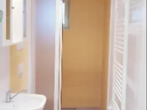 Pronájem bytu 2+kk, Praha - Břevnov, 40 m2