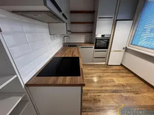 Pronájem bytu 2+1, Litomyšl, Komenského nám., 60 m2