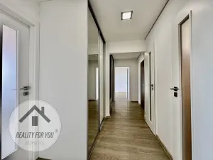 Prodej bytu 4+kk, Praha - Troja, U Pentlovky, 77 m2