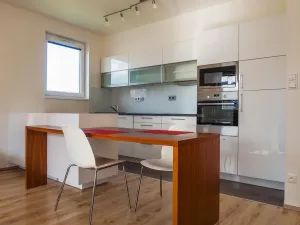Pronájem bytu 2+kk, Praha - Háje, Loosova, 69 m2
