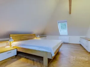 Prodej rodinného domu, Třebotov, V Zálesí, 300 m2