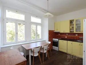 Pronájem bytu 2+1, Praha - Žižkov, Lupáčova, 67 m2