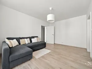 Pronájem bytu 2+1, Praha - Vršovice, Petrohradská, 59 m2