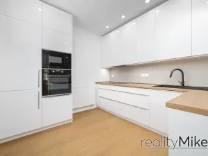Pronájem bytu 3+1, Liberec, Šafaříkova, 87 m2