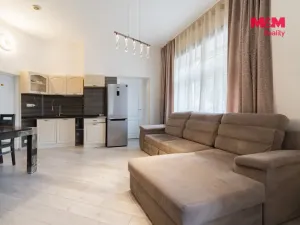 Prodej činžovního domu, Karlovy Vary, nábřeží Jana Palacha, 340 m2