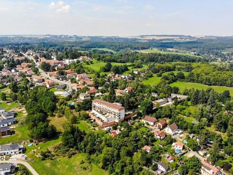 Prodej pozemku pro bydlení, Kamenice, Benešovská, 5711 m2