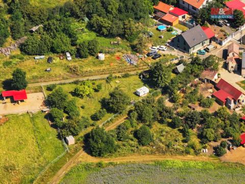 Prodej pozemku pro bydlení, Jenčice, 1599 m2