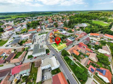 Prodej kanceláře, Hrušovany nad Jevišovkou, náměstí Míru, 80 m2