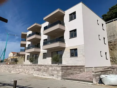 Prodej bytu 4+kk, Baška Voda, Chorvatsko, 95 m2