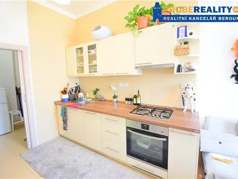 Pronájem bytu 2+kk, Praha - Košíře, Vrchlického, 41 m2