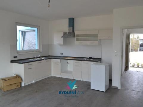 Prodej rodinného domu, Modlany, 90 m2