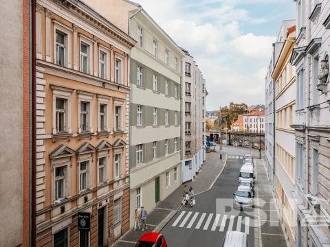 Prodej bytu 3+kk, Praha - Vyšehrad, Neklanova, 88 m2