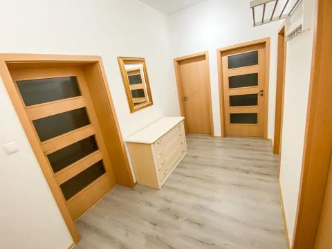 Pronájem bytu 3+kk, Brno, Olomoucká, 82 m2