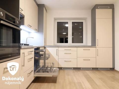 Pronájem bytu 2+kk, Kladno, Helsinská, 48 m2