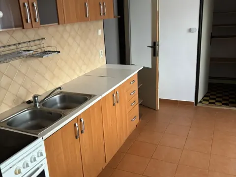 Pronájem bytu 3+1, Sedlice, Sídliště 2, 73 m2